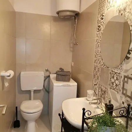 Apartment House Marineta - Promenade