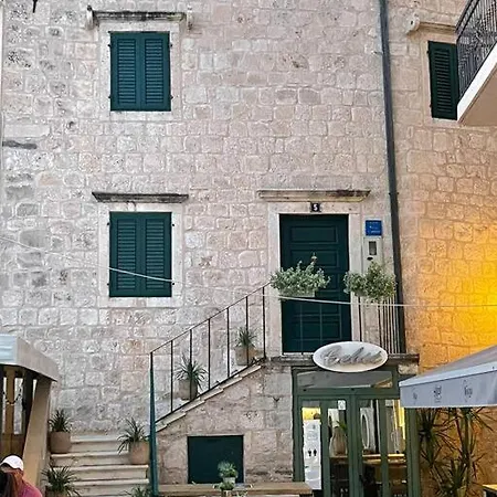 House Marineta - Promenade Makarska